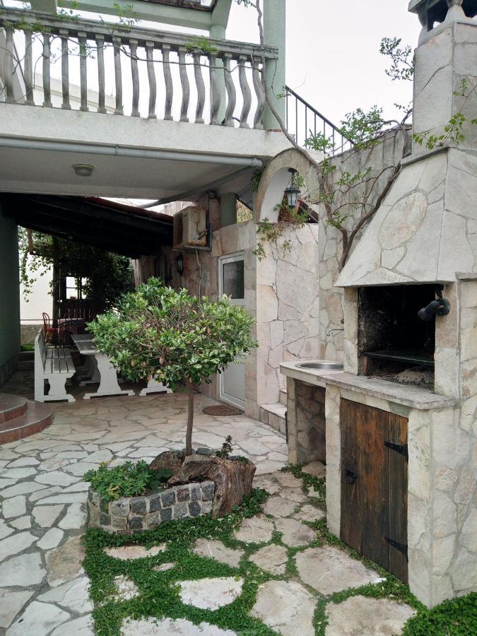 Majero Apartments Utjeha Exterior photo